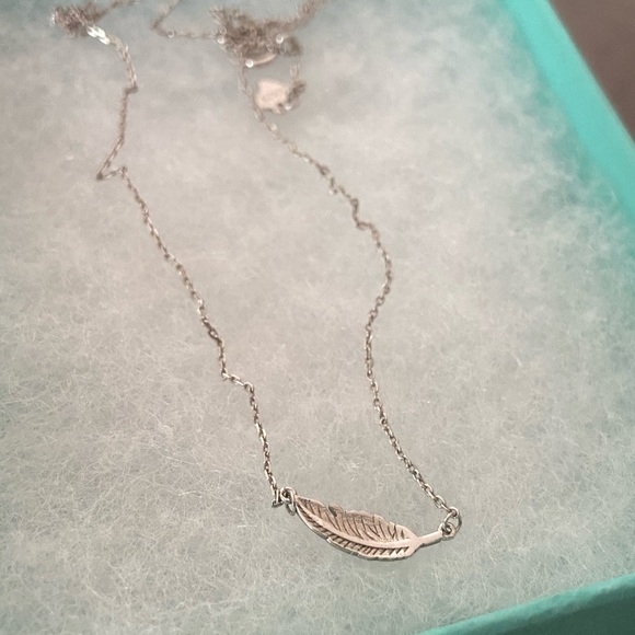 Leather silver necklace - Picture 2 of 3